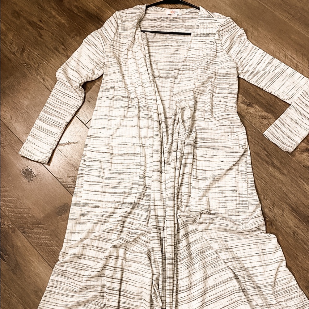 LuLaRoe Sarah size S